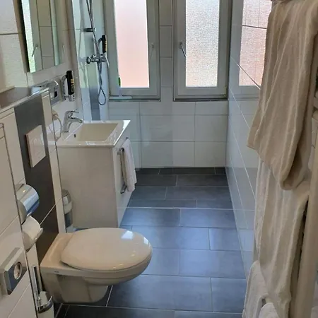 Apartmán Kernsaniertes In Ruhiger Und Zentraler Lage By Interhome
